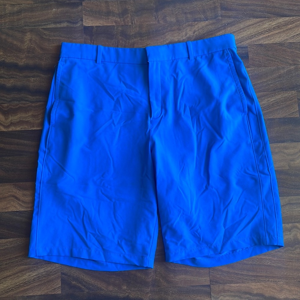 Nike golf shorts